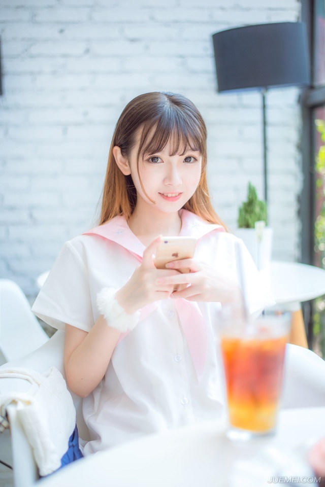 “无妨，只要今日能将关羽留下，再大的损失也是值得的。”庞德对于伤亡并不在意，反正这些都是胡兵，说白了是奴兵，若能以奴兵换来关羽的命，多少都值。